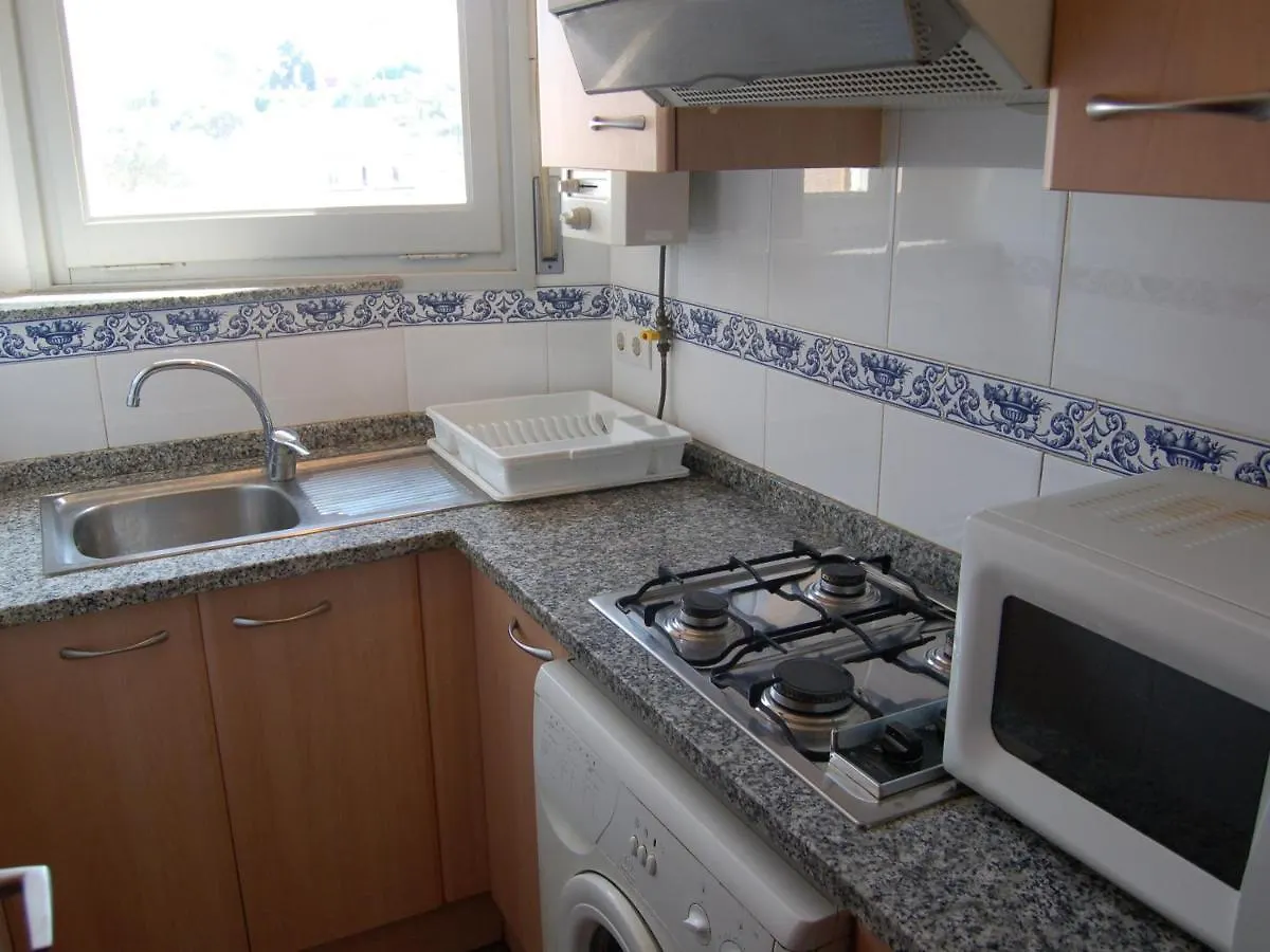 Atico Con Gran Terraza, A 100M De La Playa Del Port De Llanca, Con Wifi, Tv Y Cocina Renovada - Es-228-31 Apartment